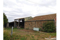 Fermette à rénover sur près de 10 ha à Vimartin sur Orthe