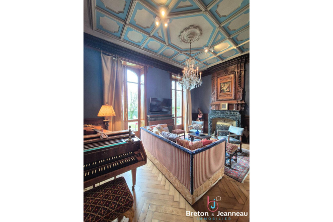 Hôtel particulier Belle Époque - Coeur historique de Mayenne