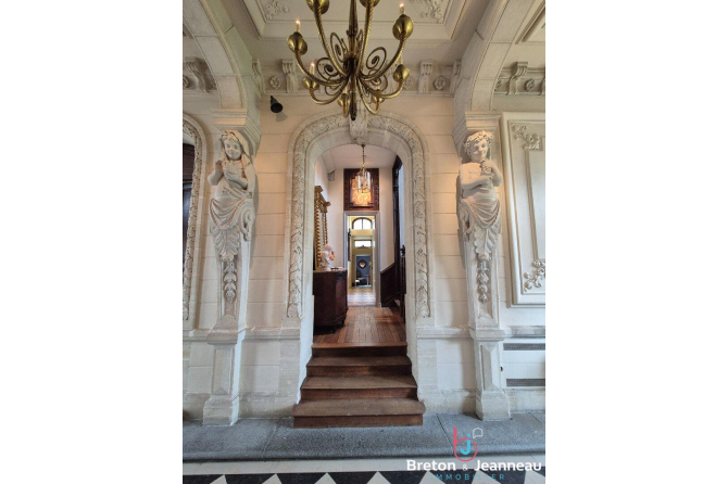 Hôtel particulier Belle Époque - Coeur historique de Mayenne