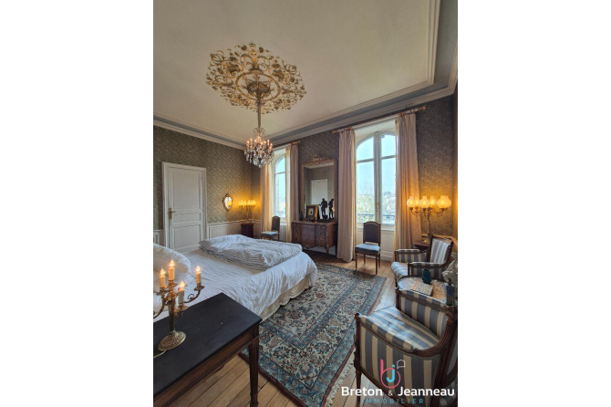 Hôtel particulier Belle Époque - Coeur historique de Mayenne