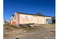Local professionnel de 445 m² libre à Chateau Gontier