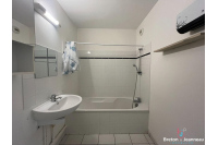 Appartement T2 avec balcon - LE BOURGNEUF LA FORET