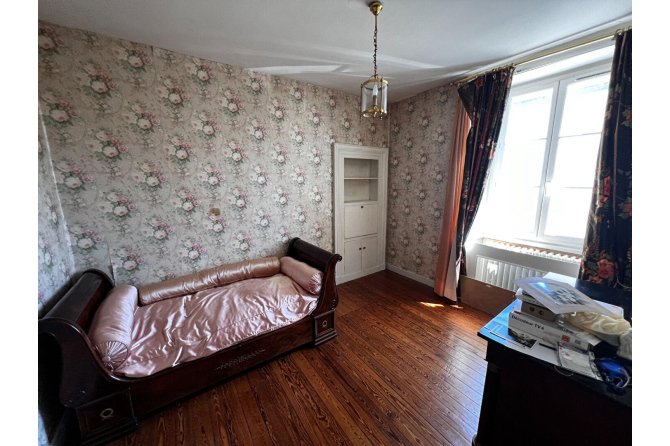 LAVAL CENTRE Rive Gauche maison de ville