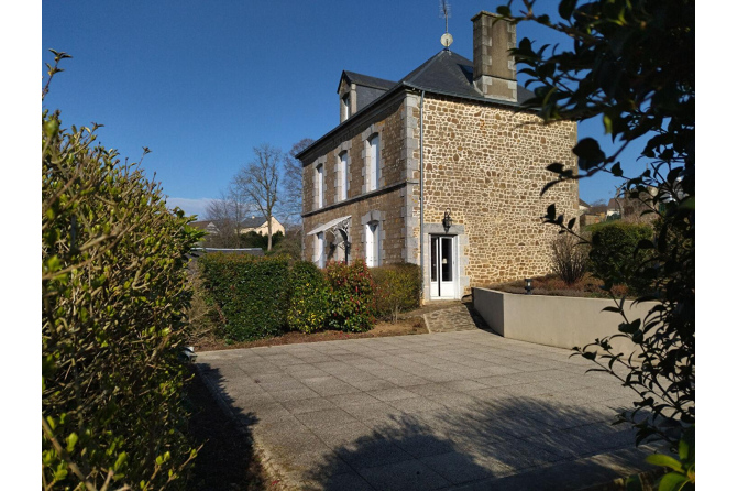 Superbe maison bourgeoise à Lassay les Châteaux