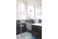 Pavillon à Ernée proche des commodités