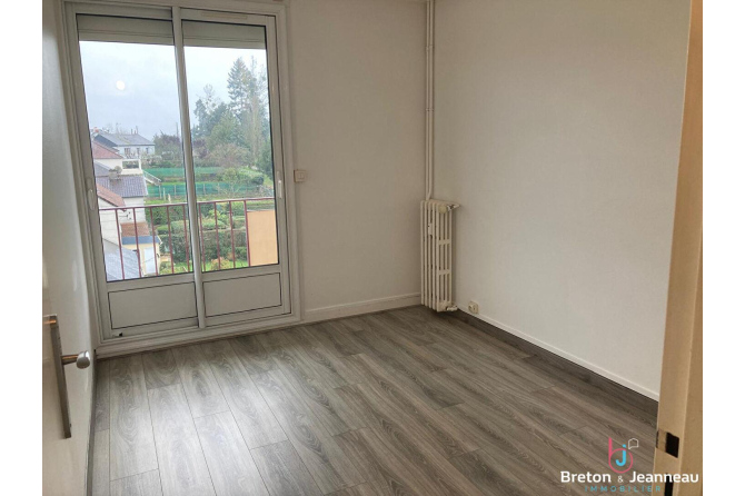 Appartement T3 proche Gare à Laval