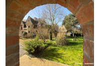 Ensemble immobilier sur 4 hectares secteur Château-Gontier