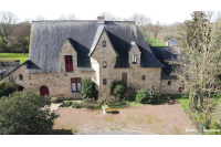 Ensemble immobilier sur 4 hectares secteur Château-Gontier