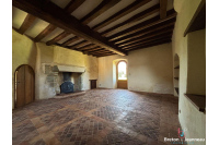 Ensemble immobilier sur 4 hectares secteur Château-Gontier