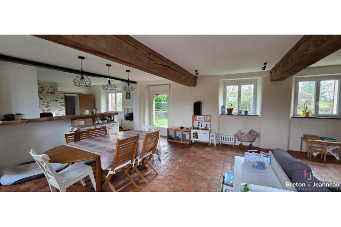 Maison Nuillé Sur Vicoin  longère 6 pièce(s)