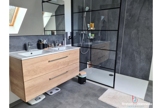 Maison Nuillé Sur Vicoin  longère 6 pièce(s)