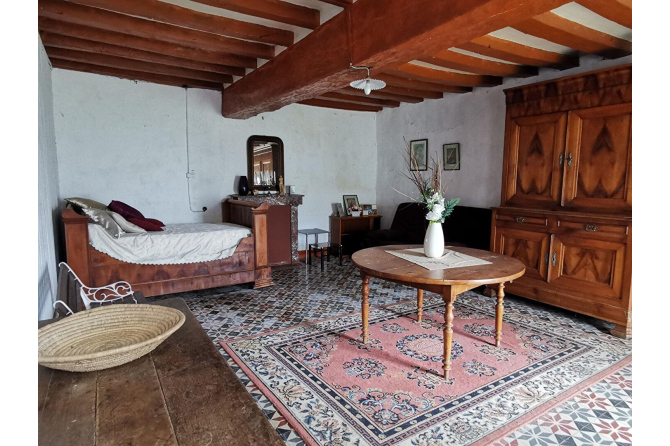 Fermette sur 2 ha 75 à Javron les Chapelles