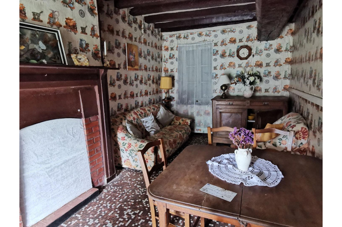 Fermette sur 2 ha 75 à Javron les Chapelles