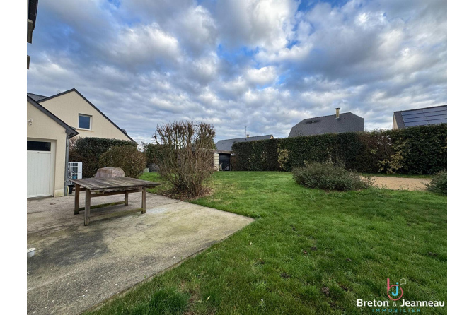 Maison à L'Huisserie