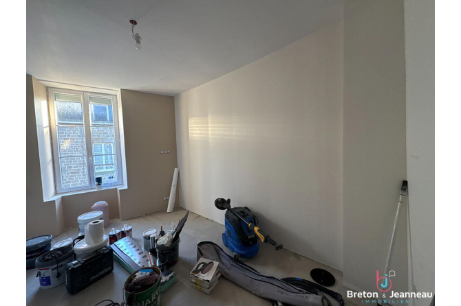 Maison à Saint-Denis-de-Gastines