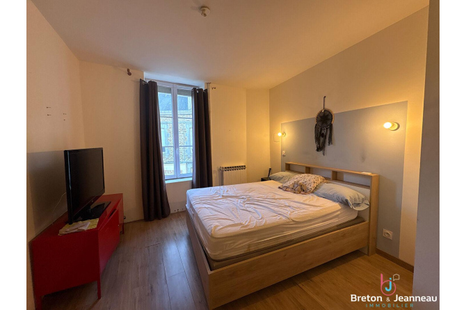 Maison à Saint-Denis-de-Gastines