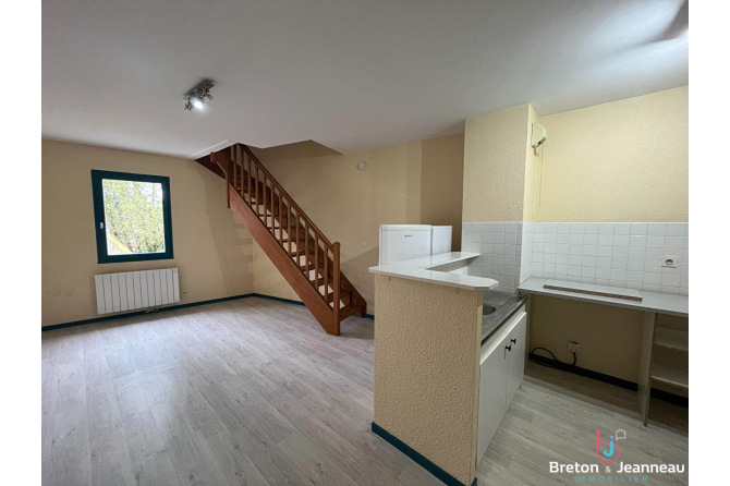 T2 apartment downtown Laval