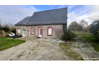 Maison en pierres à Saint Ouen des Toits