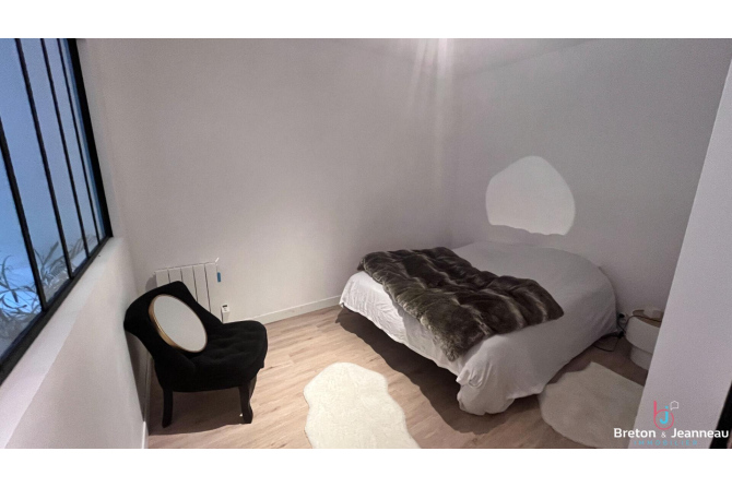 Maison en pierres à Saint Ouen des Toits