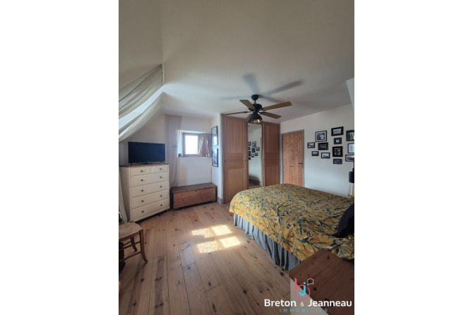 Superbe Maison avec Gîte à Bais