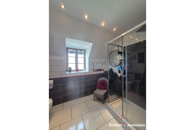 Superbe Maison avec Gîte à Bais