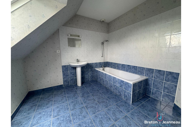 Maison Quelaines Saint Gault