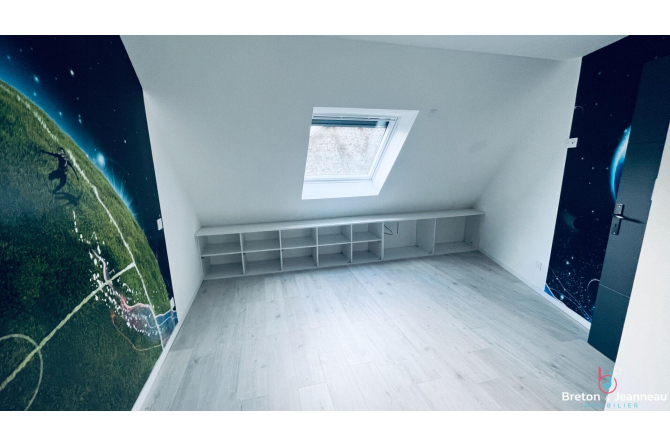 Maison sur 2 ha 90 secteur Montsûrs