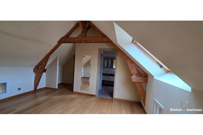 Longère sur 2 ha 55 à Argentré