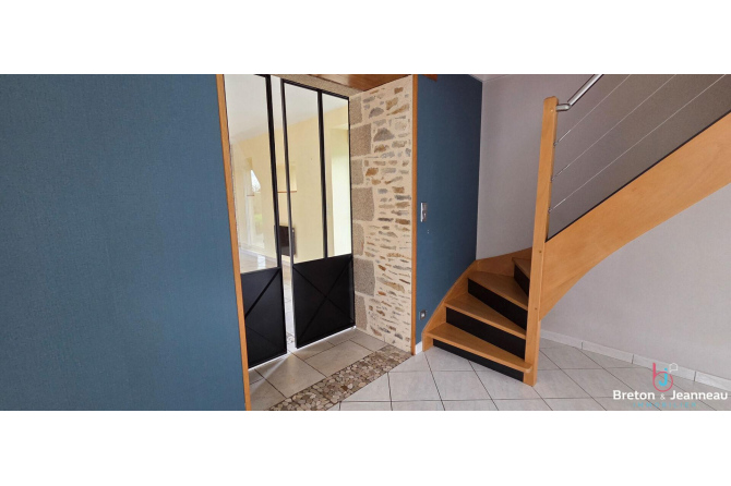 Longère sur 2 ha 55 à Argentré