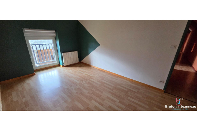 Longère sur 2 ha 55 à Argentré