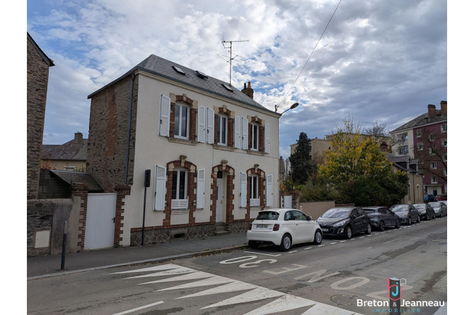 Maison de ville à Laval