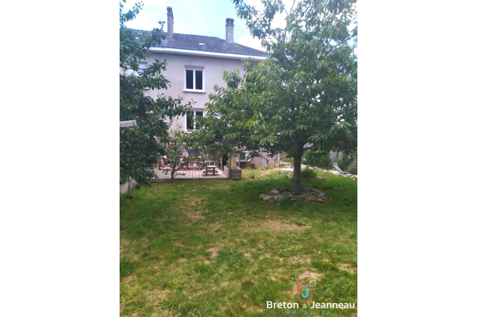 Maison Mayenne 6 pièce(s) 113 m2
