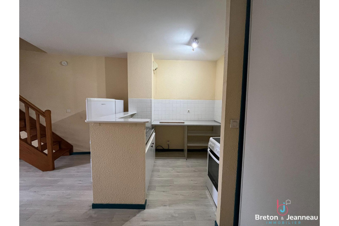 T2 apartment downtown Laval