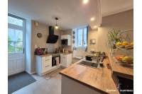 Ensemble immobilier au coeur de Lassay-les-Châteaux