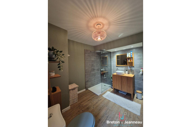 Ensemble immobilier au coeur de Lassay-les-Châteaux