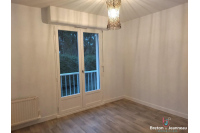 APPARTEMENT F3 à MAYENNE