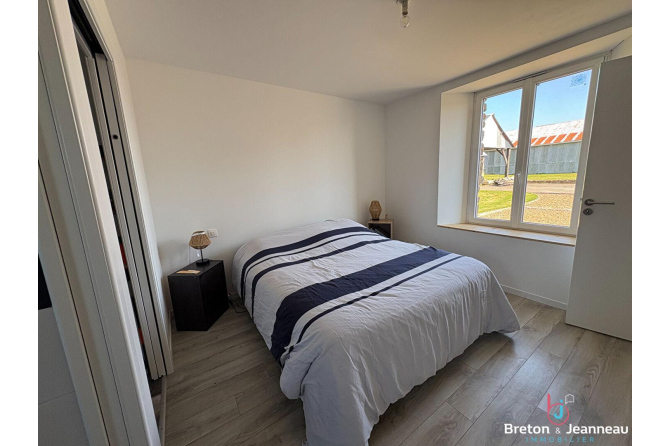 Longère en pierres rénovée sans voisins à Larchamp