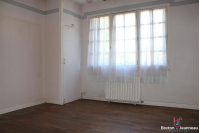 Maison 83 m² avec grand jardin à Ernée