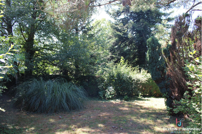 Maison 83 m² avec grand jardin à Ernée