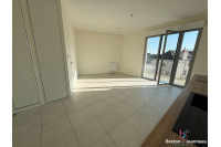 Appartement T1 avec parking - Laval - Secteur Hilard