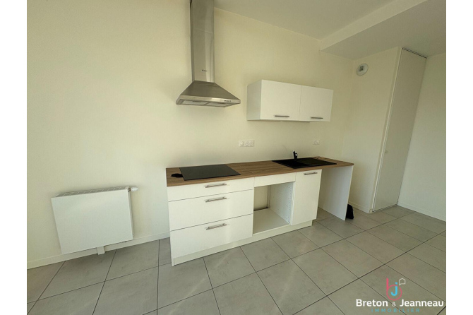 Appartement T1 avec parking - Laval - Secteur Hilard