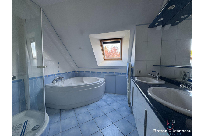 Maison à Saint-Berthevin