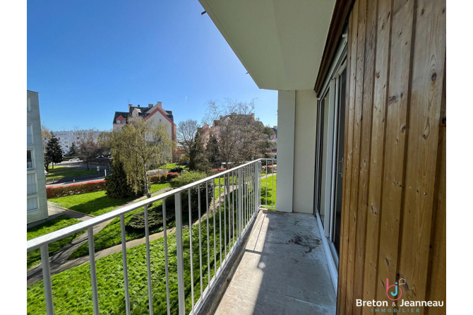 Appartement T3 avec Balcon - LAVAL
