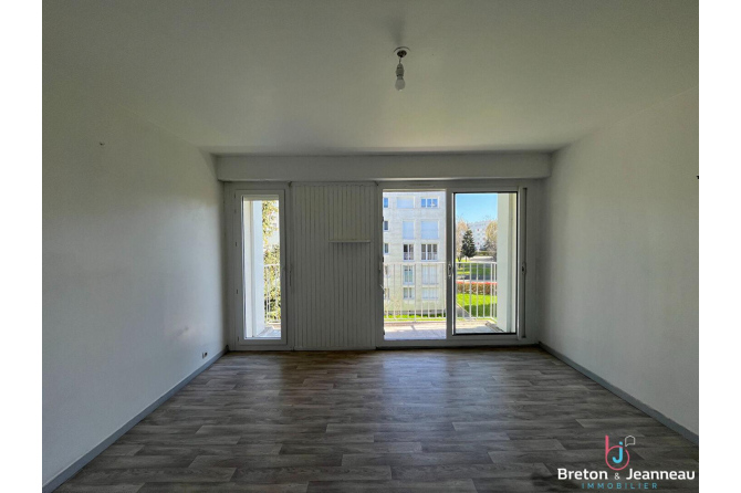 Appartement T3 avec Balcon - LAVAL