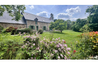 Propriété vue sur la Mayenne à St Jean sur Mayenne