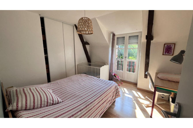 Propriété vue sur la Mayenne à St Jean sur Mayenne