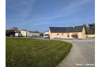 Maison de plain-pied sur 1 ha 74 secteur Evron