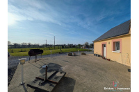 Maison de plain-pied sur 1 ha 74 secteur Evron