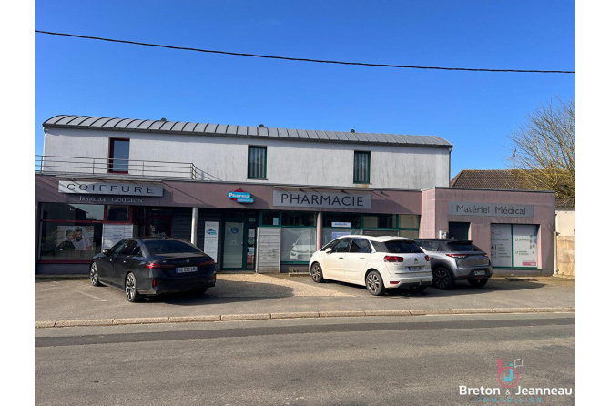 Local commercial La Baconniere