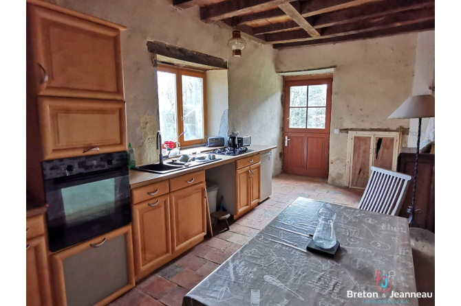 Ancien prieuré avec maison annexe secteur Bais